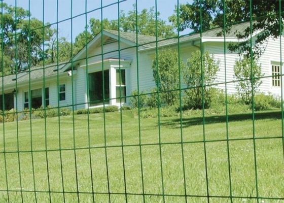 그린은 0.35mm-6mm 와이어 메쉬롤 용접철망 펜싱 명부 반대 노화를 코팅했습니다