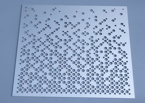 개조 할 수 있는 구멍 모양을 가진 은 perforated sheet