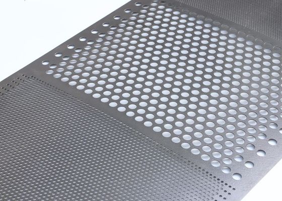 0.7mm 화이트 뚫린 알루미늄 시트