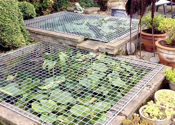 스팟 용접 기술 용접 된 철망, 커스터마이징 가능한 너비와 장수 보호를 위해 전기 가연 표면