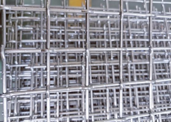 고강도 응용 분야를 위한 편평한 꼭대기에 있는 구부려진 길쌈된 철망사 스크린